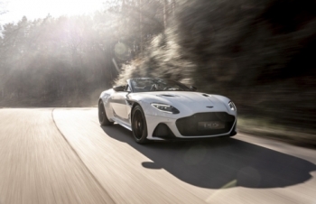 DBS Superleggera Volante: Chiếc mui trần nhanh nhất của Aston Martin