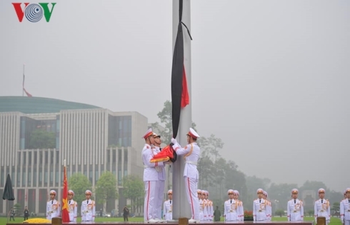 Photos: Cờ rủ Quốc tang nguyên Chủ tịch nước Lê Đức Anh tại Ba Đình