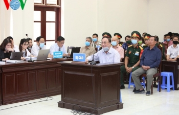 Nói lời sau cùng, cựu Thứ trưởng Nguyễn Văn Hiến xin giảm án cho cấp dưới