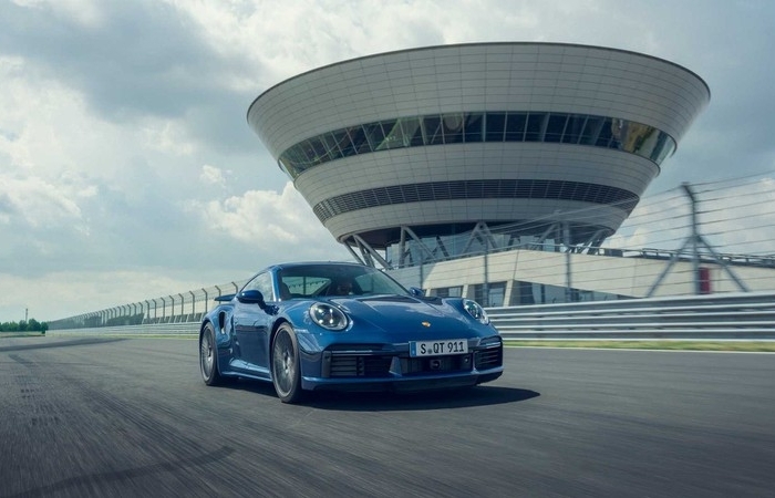 Porsche ra mắt 911 Turbo và Turbo Cabriolet