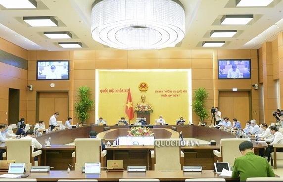 Bế mạc phiên họp thứ 47 của Ủy ban Thường vụ Quốc hội