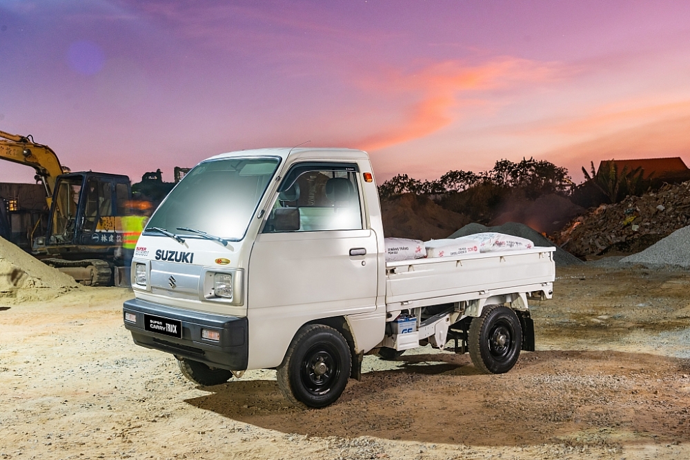Suzuki Super Carry Truck giúp việc vận chuyển vật liệu xây dựng nặng đô trở nên dễ dàng và thuận lợi hơn