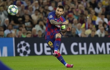Tỏa sáng ở Champions League, Messi lên tiếng cảnh báo các đối thủ