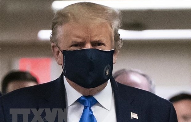 Tổng thống Trump chia sẻ về tình trạng sức khỏe sau khi nhiễm COVID-19