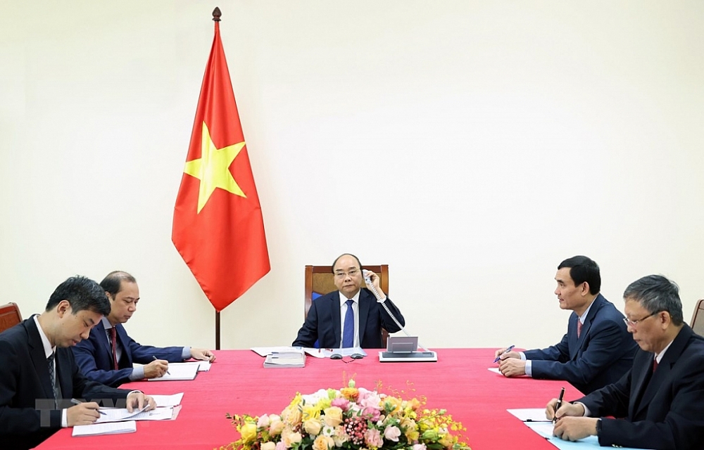 Thủ tướng Nguyễn Xuân Phúc điện đàm với Thủ tướng Nhật Bản Suga | Chính trị | Vietnam+ (VietnamPlus)