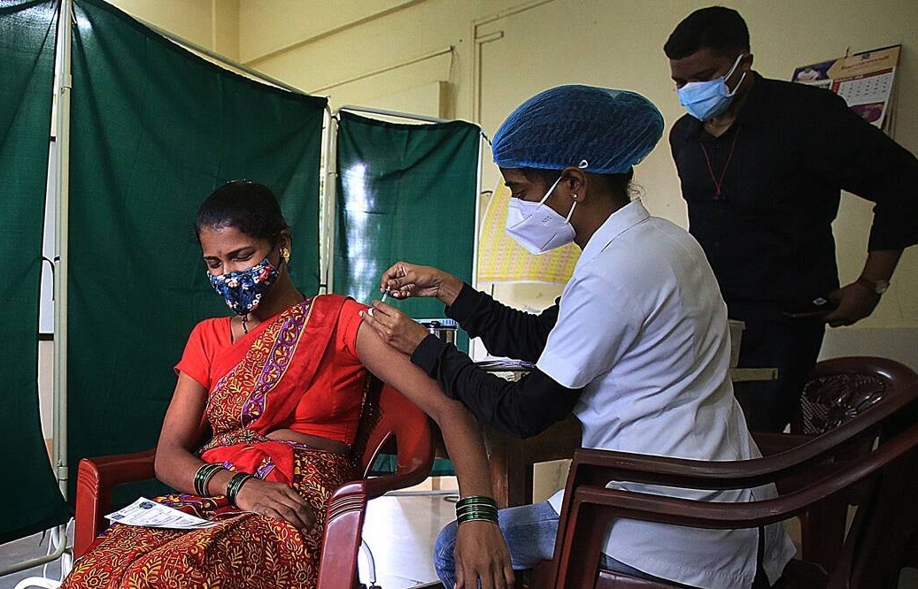WHO phê chuẩn sử dụng khẩn cấp vaccine COVID-19 Covaxin của Ấn Độ