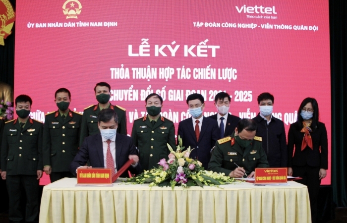 Viettel cam kết hỗ trợ Nam Định đứng trong nhóm 20 tỉnh dẫn đầu về chuyển đổ số