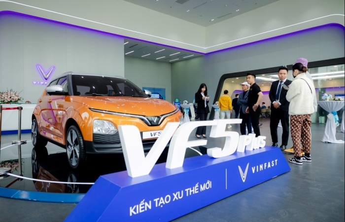 VinFast VF 5 Plus - xe quốc dân không chỉ dành cho giới trẻ
