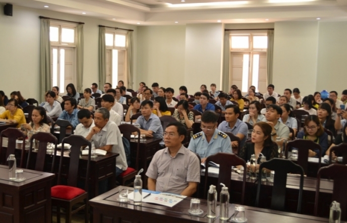 Cục Hải quan Thừa Thiên Huế tập huấn nghị định về thuế cho doanh nghiệp