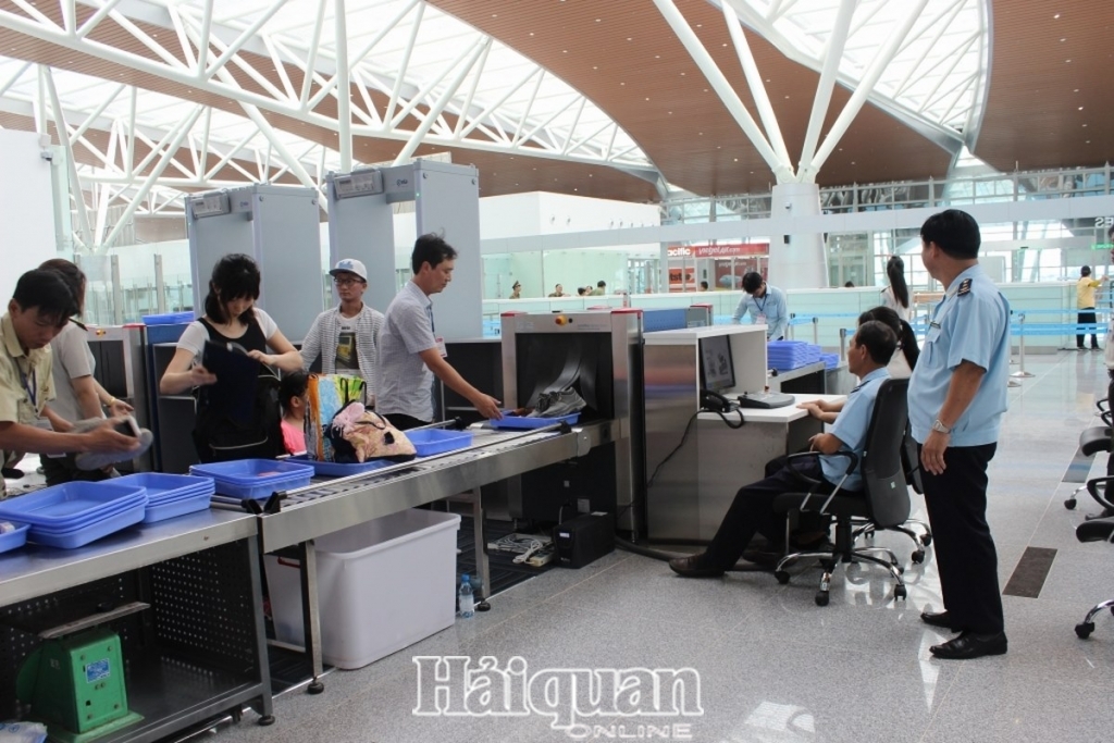 Nước rút triển khai Cơ chế một cửa và quản lý tự động tại cảng hàng không quốc tế Đà Nẵng nuoc rut trien khai co che mot cua va quan ly tu dong tai cang hang khong quoc te da nang