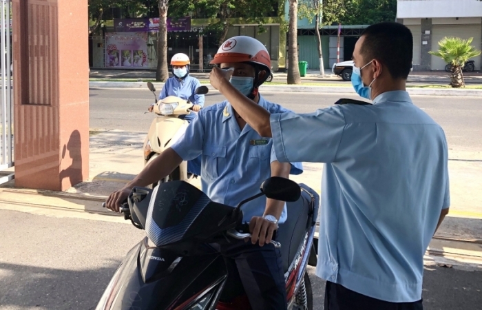 Hải quan Đà Nẵng yêu cầu công chức thực hiện nghiêm phòng chống dịch