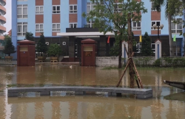 Hải quan Thừa Thiên Huế: Khắc phục mưa lũ, nỗ lực đảm bảo nhiệm vụ chuyên môn