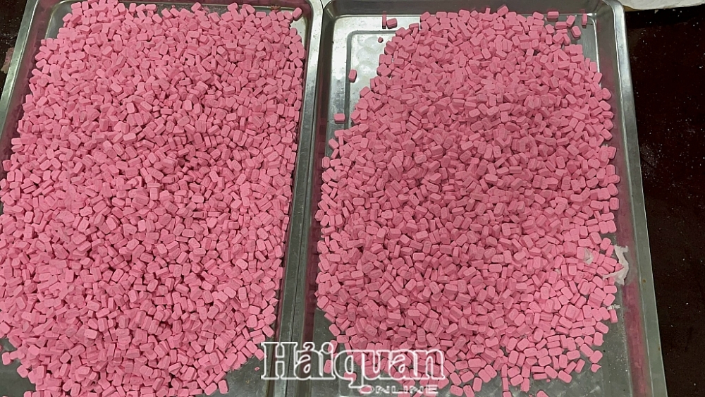 Tang vật sau khi lực lượng chức năng kiểm đếm Tang vật sau khi lực lượng chức năng kiểm đếm