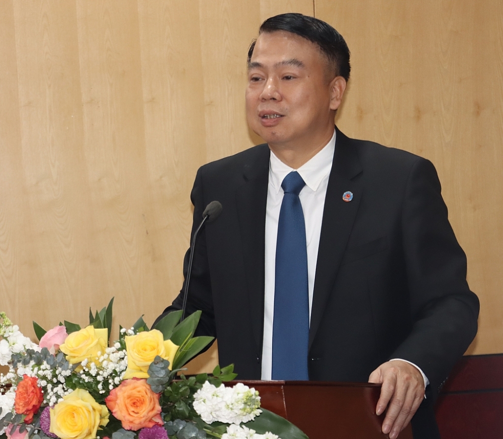 Thứ trưởng Bộ Tài chính Nguyễn Đức Chi dự và chỉ đạo Hội nghị tại điểm cầu trụ sở Tổng cục Hải quan. Ảnh: T.Bình.