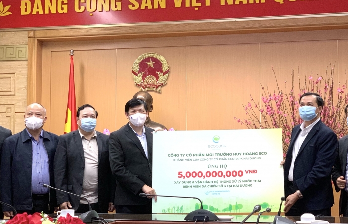 Tập đoàn Ecopark ủng hộ Hải Dương 10.000 bộ test Sars- Cov-2