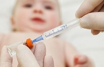 Bộ Y tế chỉ đạo khắc phục tình trạng khan hiếm vắc xin tổng hợp dịch vụ