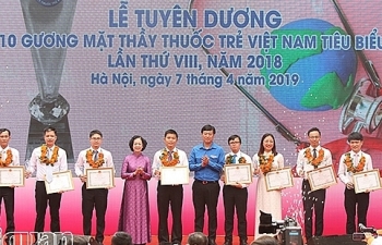 Tuyên dương 10 thầy thuốc trẻ tiêu biểu Việt Nam
