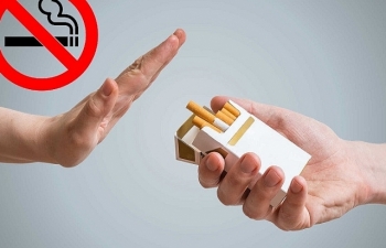 Nguy hại khôn lường khi hít phải khói thuốc lá thụ động