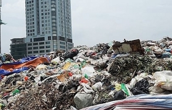 Hà Nội: Xử lý dứt điểm vụ chặn xe vào bãi rác Nam Sơn