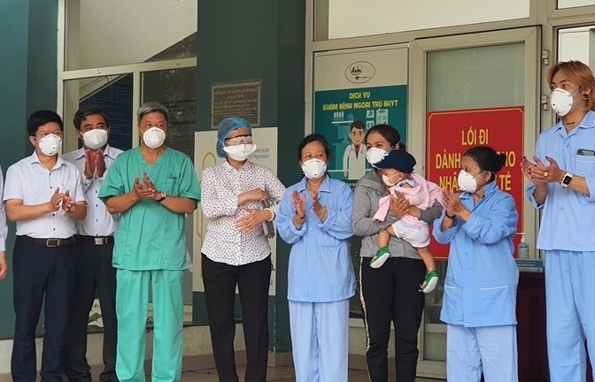 Thêm 12 bệnh nhân Covid-19 ở Đà Nẵng, Quảng Nam khỏi bệnh