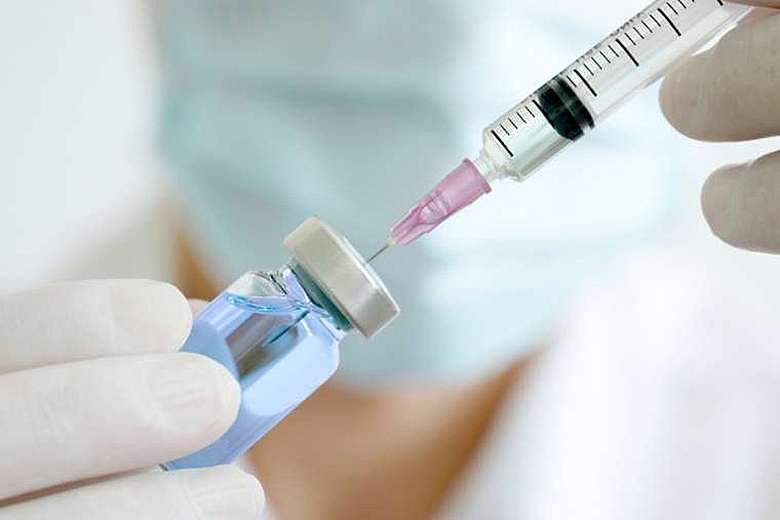 2 trẻ tử vong sau tiêm vắc xin, Bộ Y tế yêu cầu báo cáo