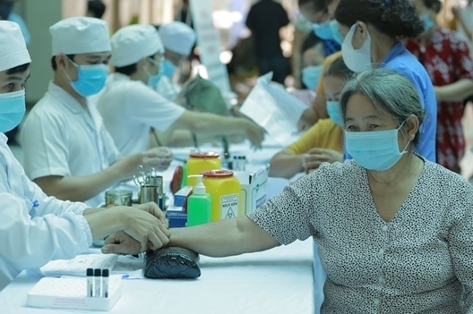 Đặt mục tiêu giảm tỉ lệ người Việt thừa cholesterol
