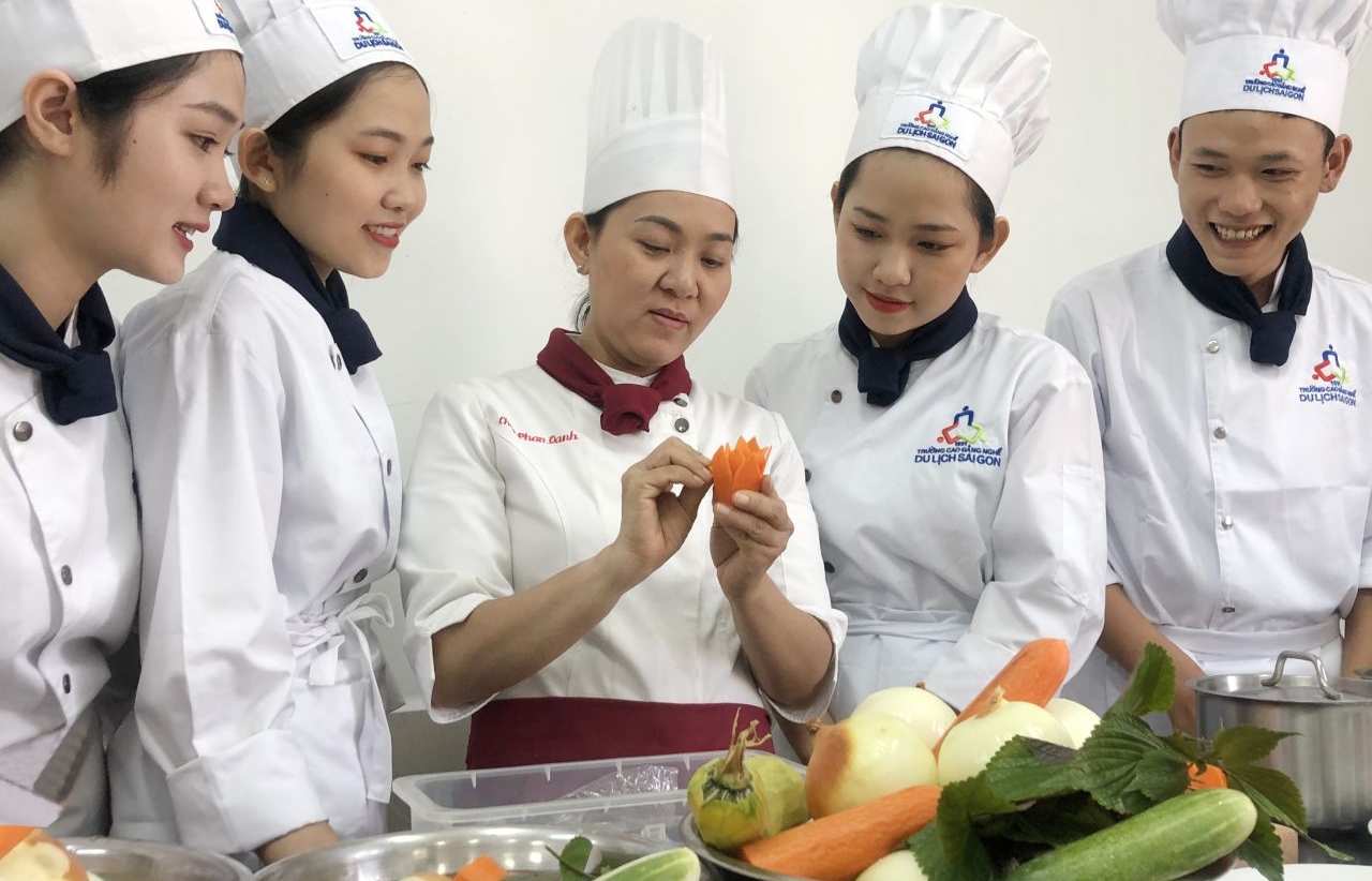 Xây dựng tiêu chí 7 cấp bậc cho đầu bếp Việt Nam
