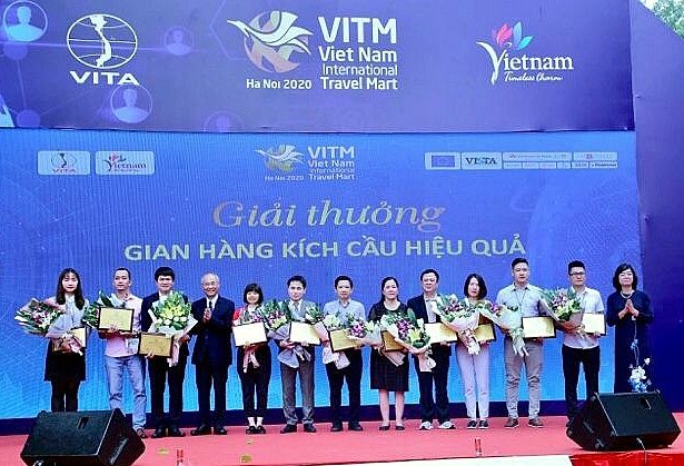 Trao giải thưởng Kích cầu hiệu quả tại Hội chợ VITM Hà Nội 2020