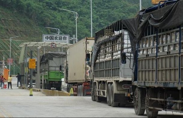 Hơn 1.800 xe hàng nông sản tồn ở khu vực cửa khẩu Lạng Sơn