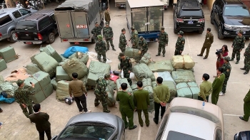 Lạng Sơn: Vây bắt số lượng lớn hàng nhập lậu