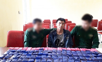 Ngang nhiên vận chuyển 20.000 viên ma túy qua biên giới ở Nghệ An
