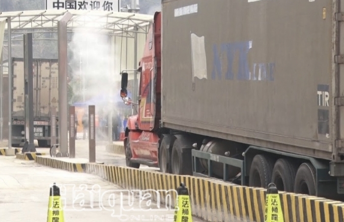 Hơn 1.000 xe hàng đang tồn đọng tại các cửa khẩu, nhiều nhất ở Lạng Sơn