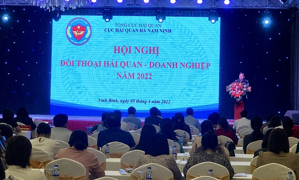 Ông Phạm Hồng Thanh phát biểu tại hội nghị. Ảnh: H.Nụ
