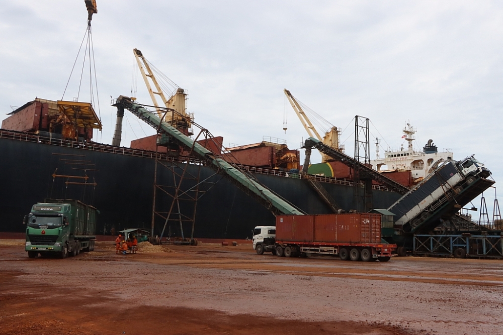 Hà Tĩnh: Hàng hóa thông quan qua các cảng biển đạt 5,68 triệu tấn