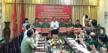 Lạng Sơn: Khen thưởng các lực lượng phá thành công chuyên án pháo nổ và ma túy