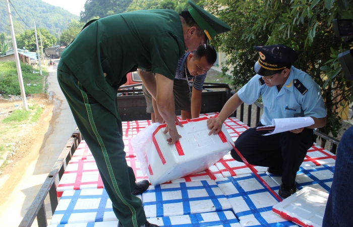 Hải quan Lạng Sơn: Chủ động hỗ trợ xuất khẩu vải thiều tươi