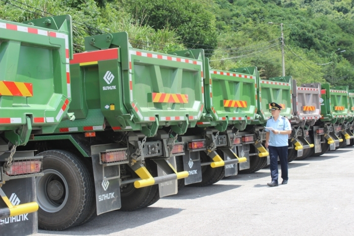 Hàng có thuế suất cao giảm khiến công tác thu của ngành Hải quan gặp khó