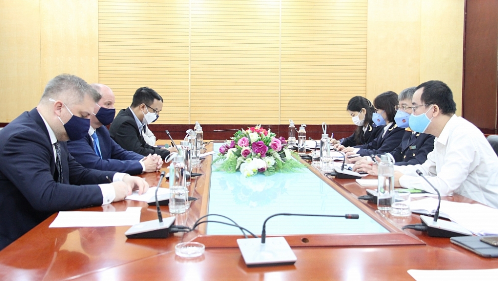 Phó Tổng cục trưởng Mai Xuân Thành làm việc với Phái đoàn Liên minh châu Âu tại Việt Nam về tạo thuận lợi thương mại