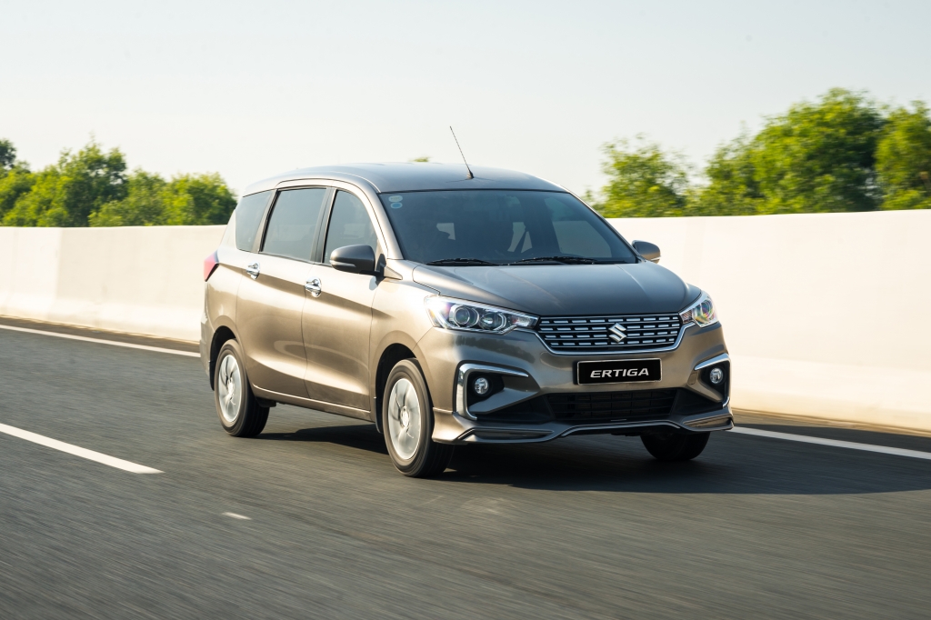 Lọt top 10 thương hiệu ô tô người Việt ưa chuộng nhất 2020, Suzuki ưu đãi lớn khách hàng