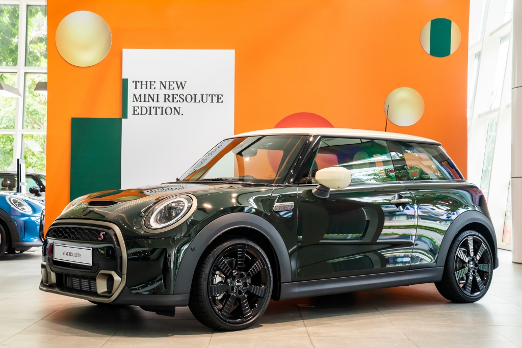 MINI Cooper S 3-Cửa Resolute Edition mới chính thức có mặt tại Việt Nam MINI Cooper S 3-Cửa Resolute Edition mới chính thức có mặt tại Việt Nam