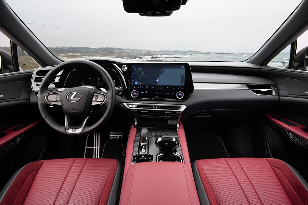 Có 4 phiên bản, Lexus RX 2023 “chốt” giá từ 3,43 tỷ đồng