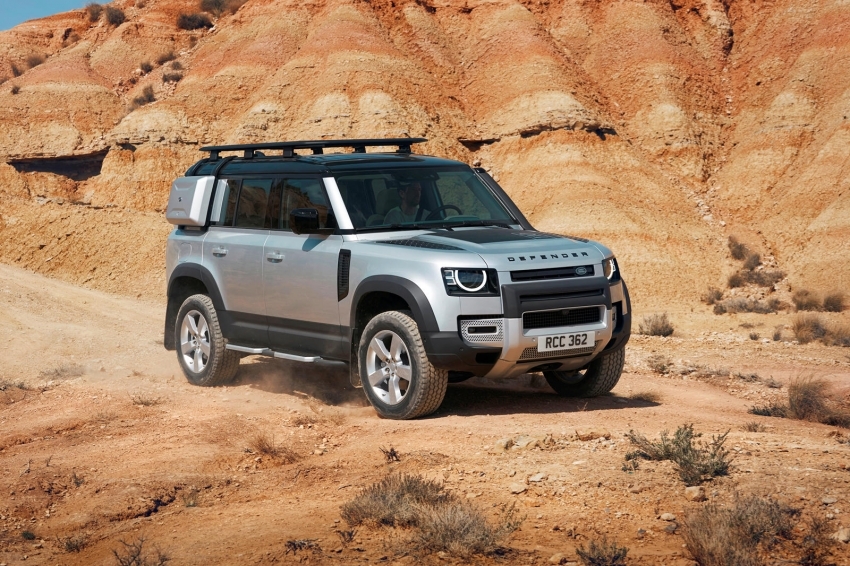 Land Rover Defender mới nhận giải “Mẫu xe phụ nữ yêu thích nhất thế giới” của năm 2021