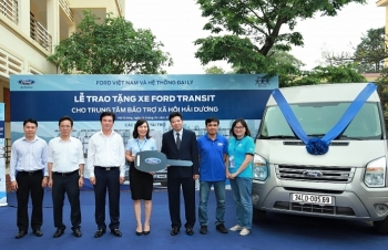 Ford Việt Nam tặng xe Transit cho Trung tâm bảo trợ xã hội tỉnh Hải Dương