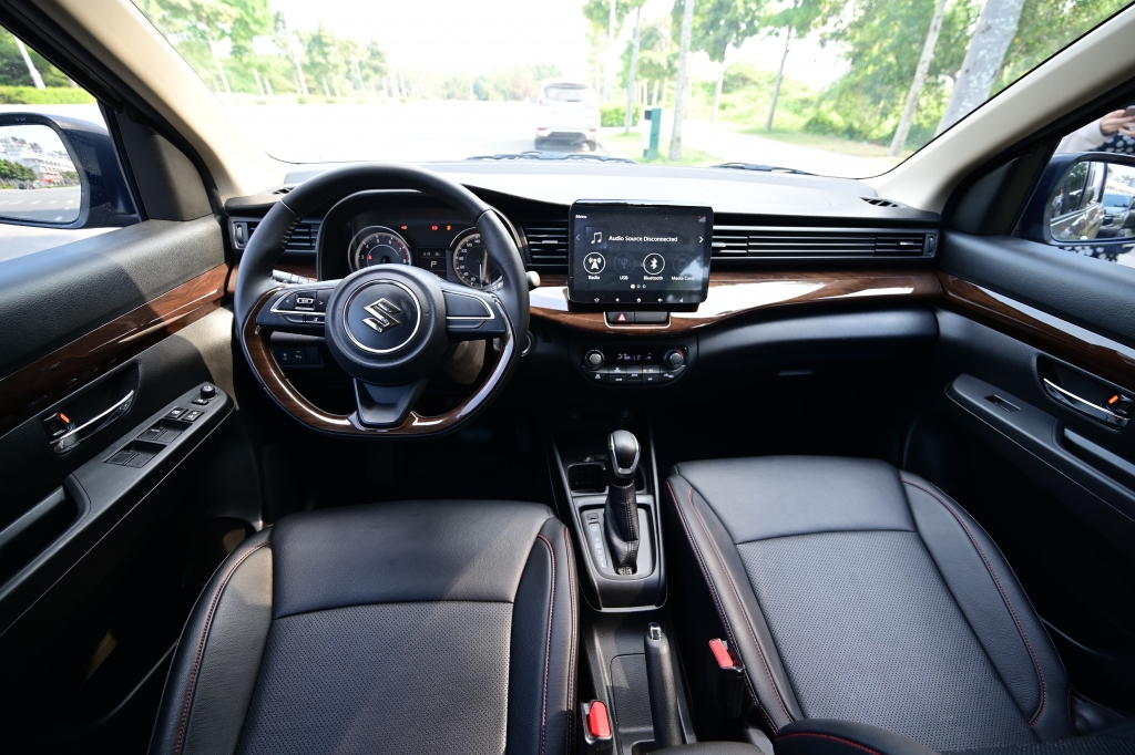Tip cho tài xế công nghệ: Tăng thu nhập, nhiều chuyến hơn với Suzuki Ertiga