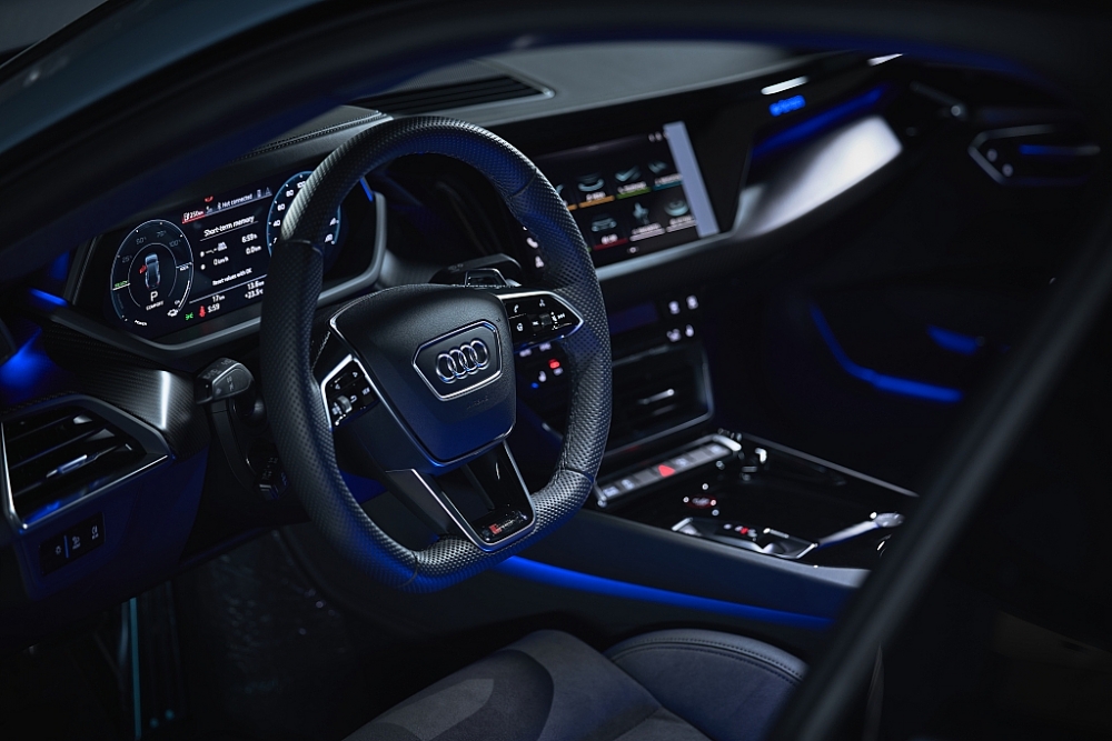 5,9 tỷ đồng, mẫu xe thuần điện cao cấp Audi RS e-tron GT chính thức có mặt tại Việt Nam