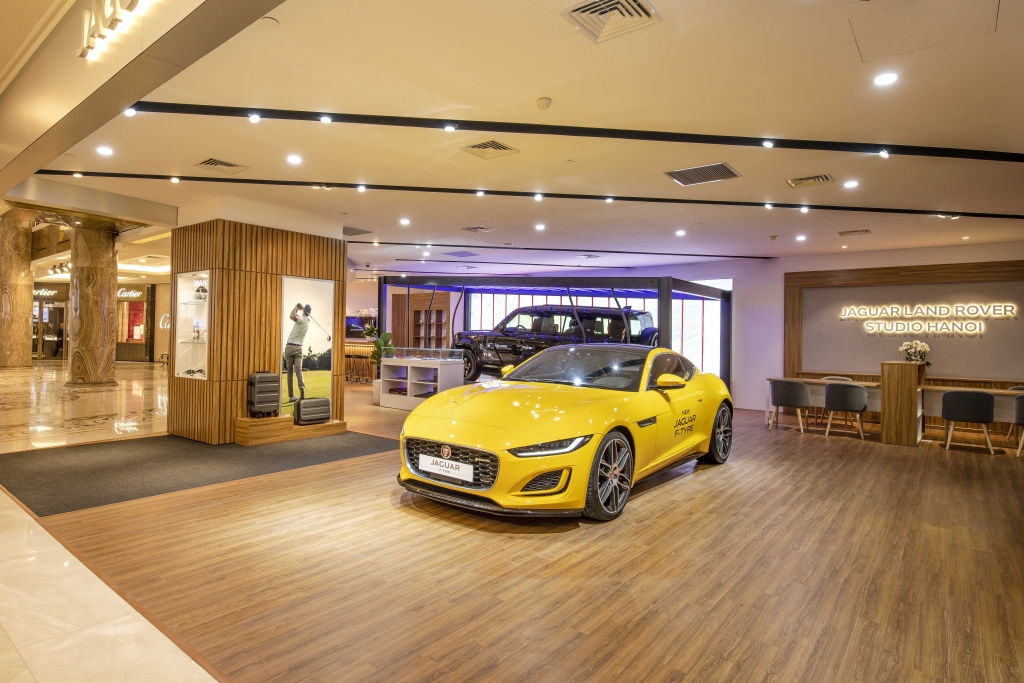 Jaguar Land Rover Việt Nam mở Không gian trưng bày mới Jaguar Land Rover Studio Hanoi