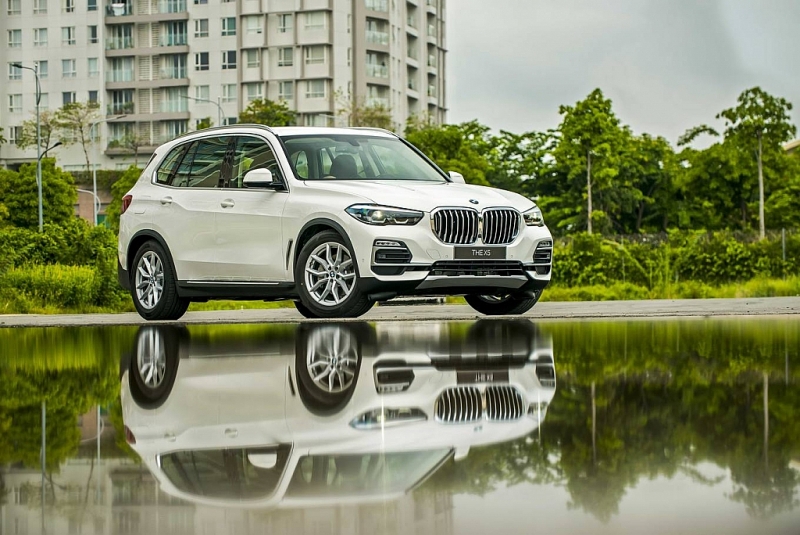 bmw x5 hoan toan moi co gia 43 ty dong