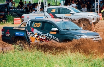 Racing AKA sẽ là đội đua đầu tiên của Việt Nam tham dự Asia Cross Country Rally