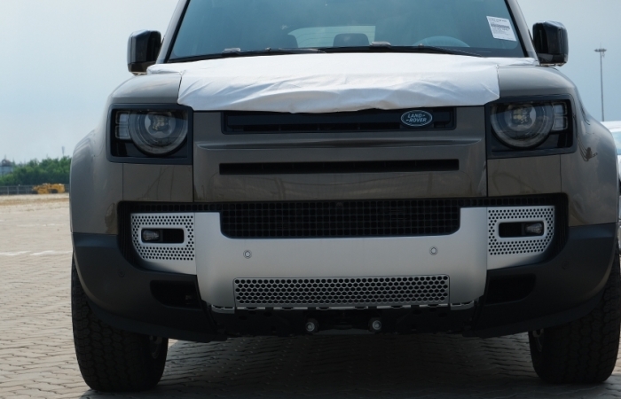 Hé lộ những hình ảnh đầu tiên của mẫu xe Land Rover Defender mới