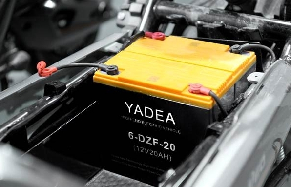 Tăng 3 lần tuổi thọ, ắc quy Graphene của YADEA có giá 3,85 triệu đồng